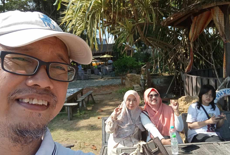 di-pantai