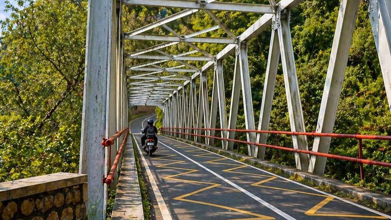 Jembatan Cangar, Sabtu (25/4/2026). Foto: diperkuat dengan AI.